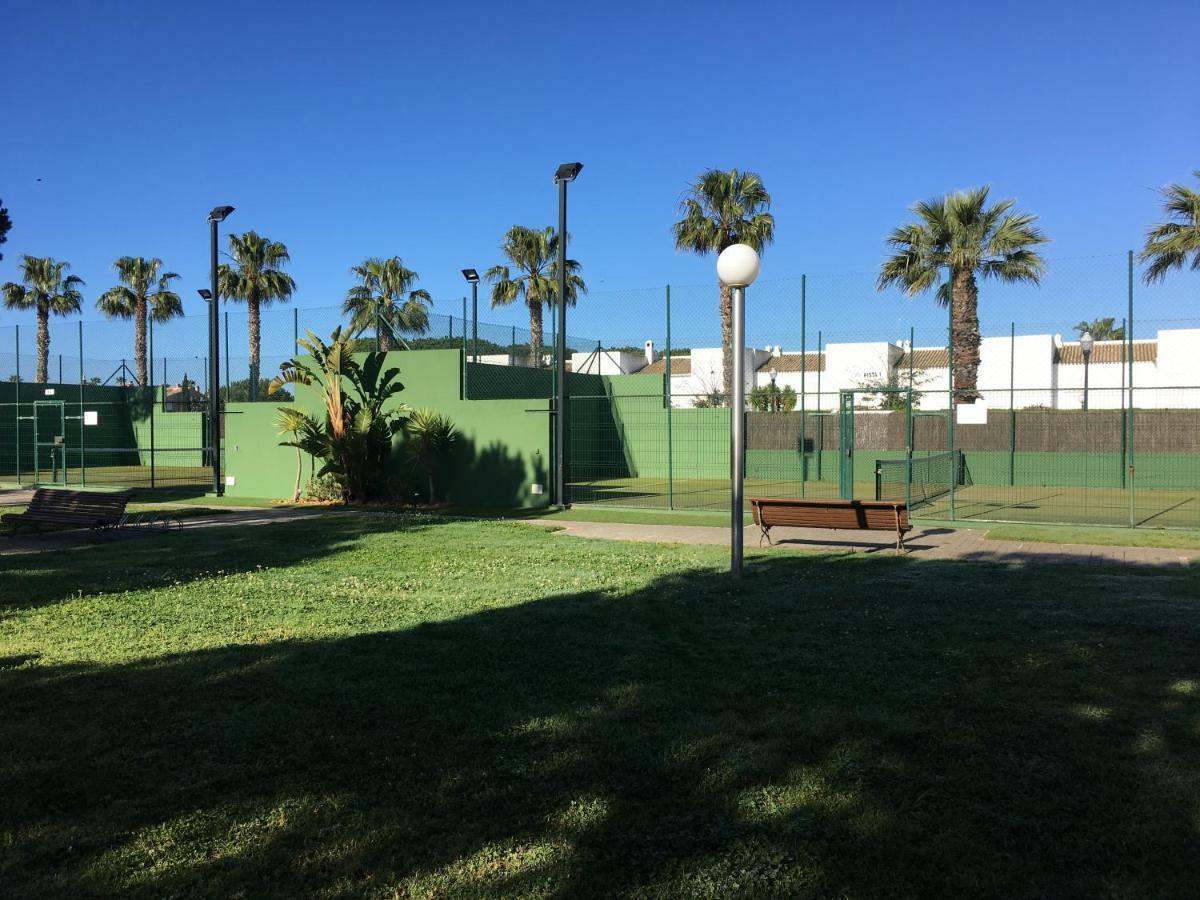 Novo Sancti Petri - Adosado Residencial El Trebol - Chiclana Βίλα Chiclana de la Frontera Εξωτερικό φωτογραφία